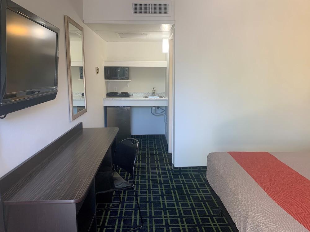 Fairbridge Inn Москоу Экстерьер фото