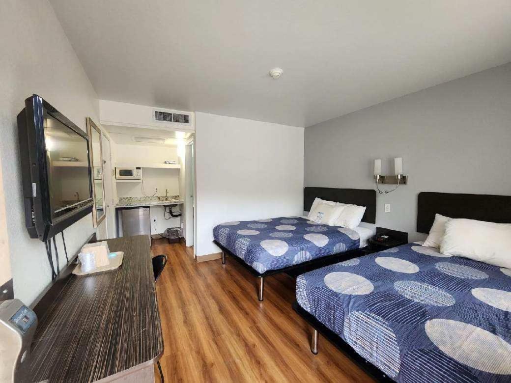 Fairbridge Inn Москоу Экстерьер фото
